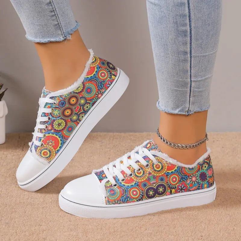 Low Top Floral Canvas Shoes for Women - Breathable Design