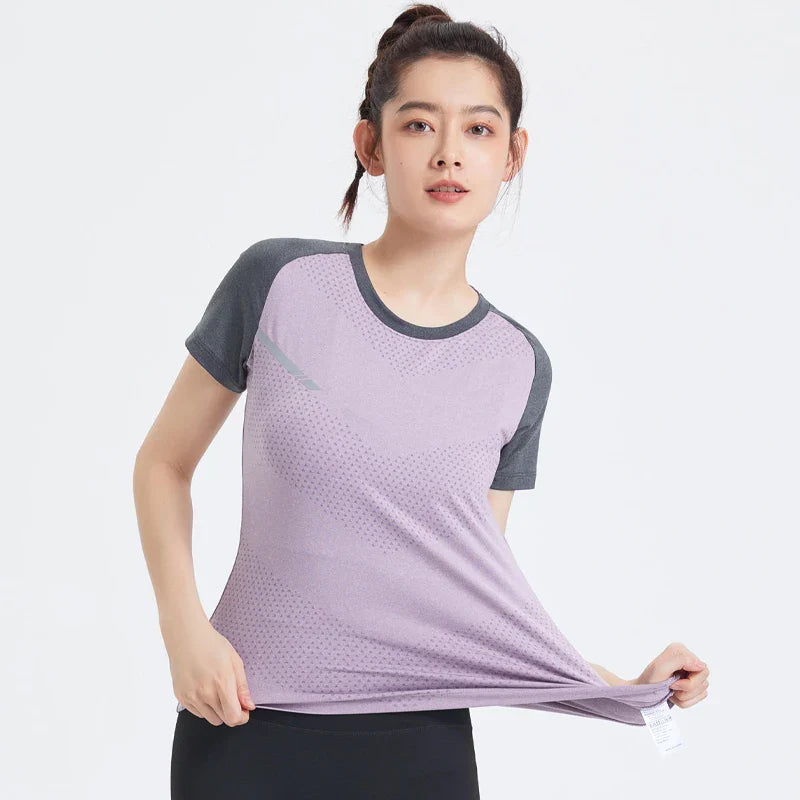 Women’s Quick-Dry Fitness & Yoga T-Shirt – Short Sleeve