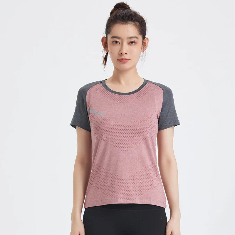 Women’s Quick-Dry Fitness & Yoga T-Shirt – Short Sleeve