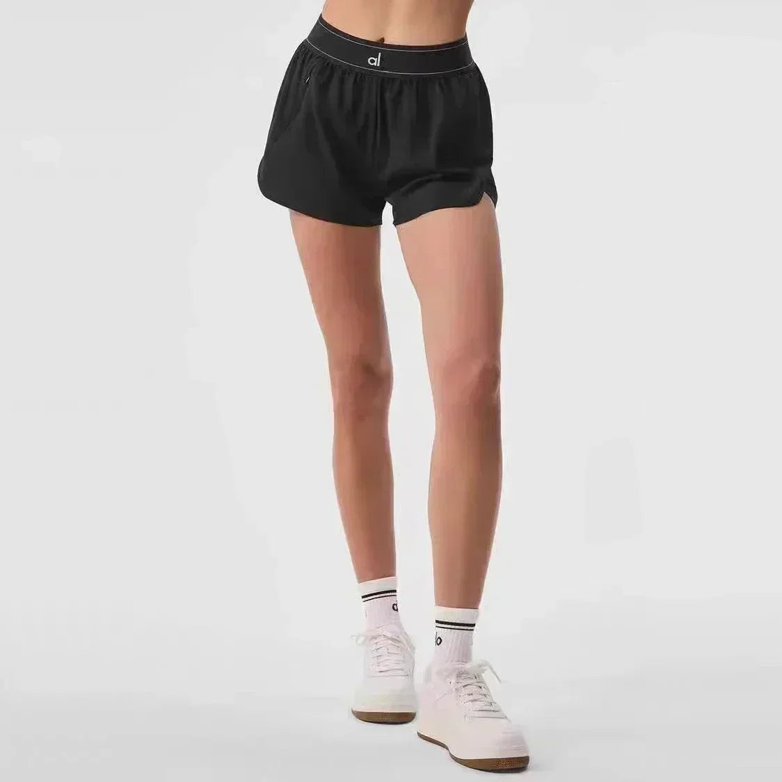 High-Waisted Quick-Dry Sports Shorts – Outdoor Running & Yoga